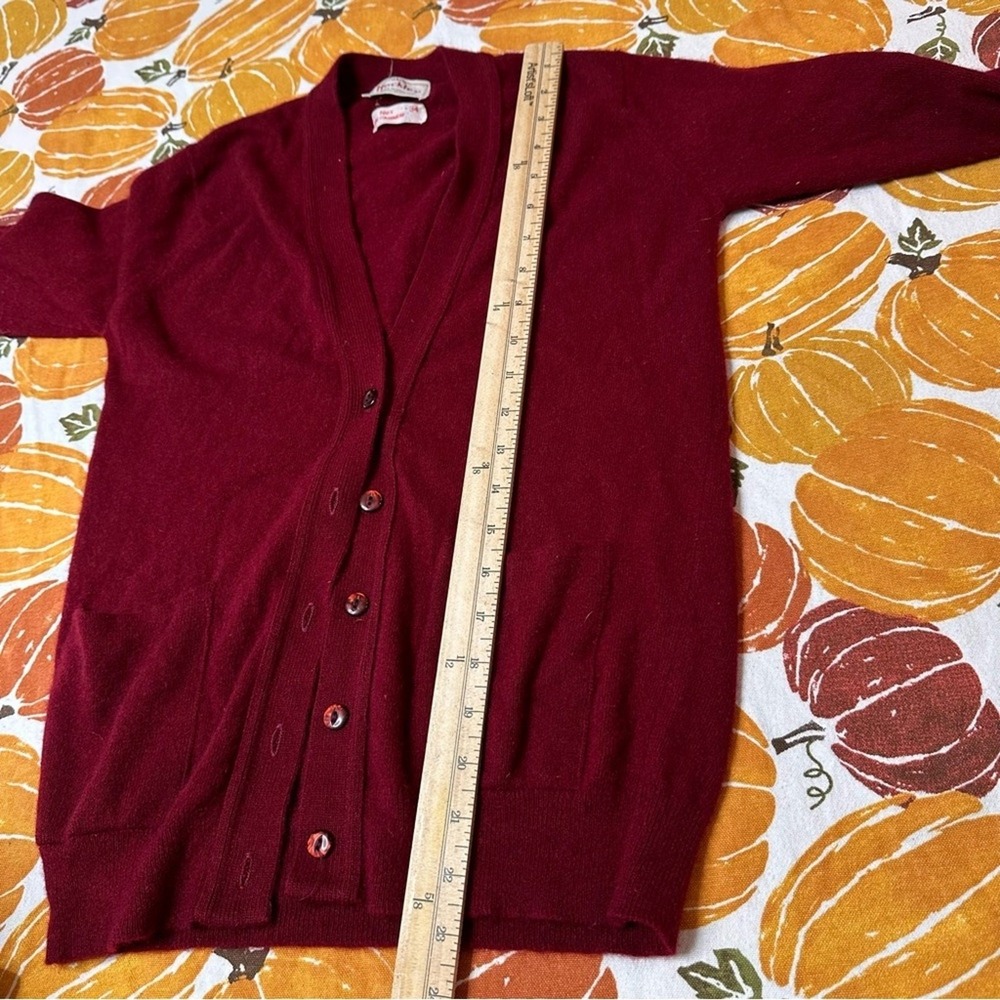 VTG 100% Cashmere Cardigan Sweater Women's Small Red Button Front Luxurious Soft - Picture 6 of 8